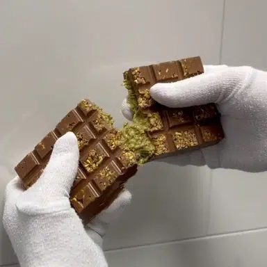 Waarom de Dubai Chocolade Reep Nu Super Populair Is - Smaakparadijs.nl